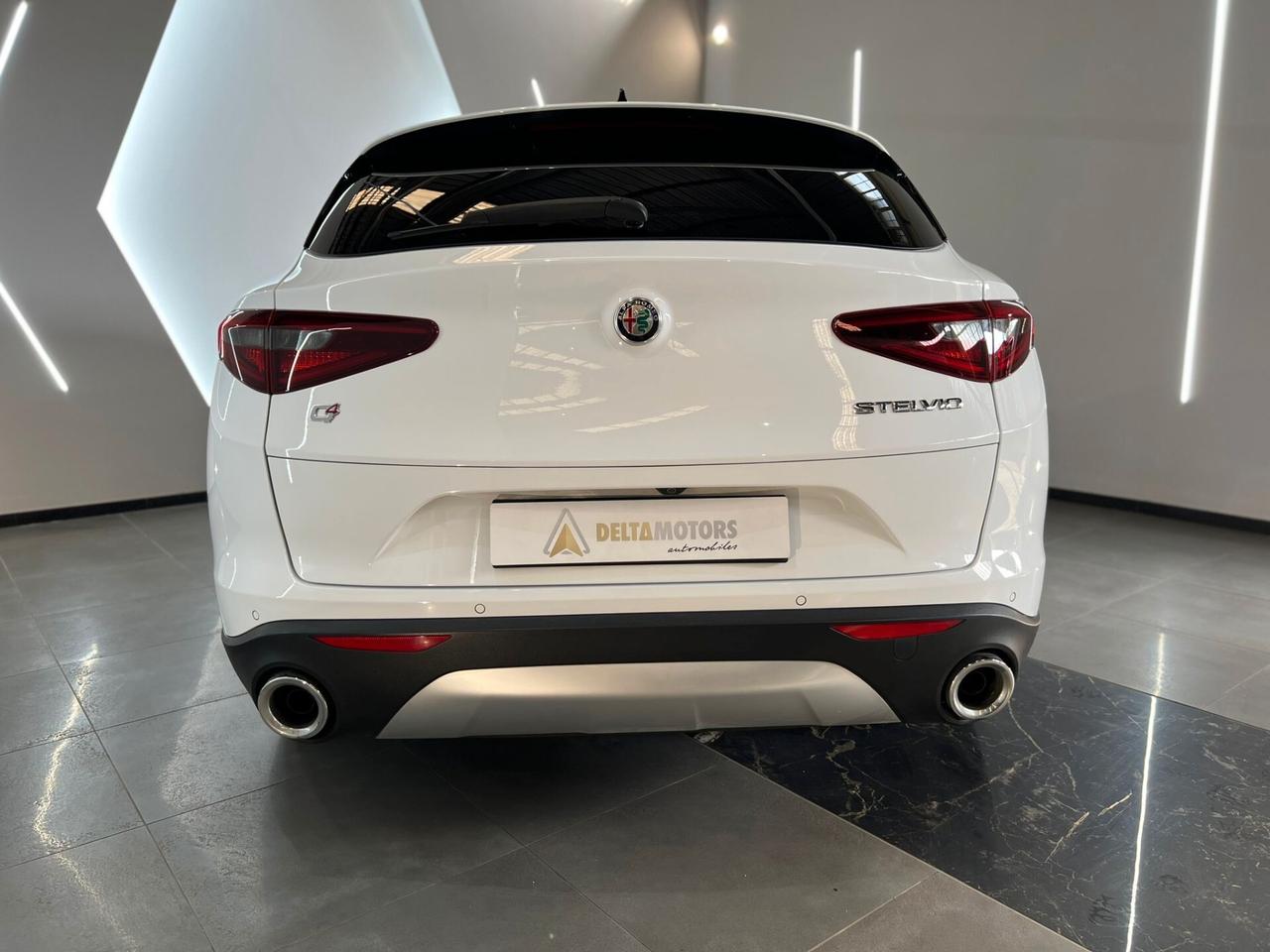 Alfa Romeo Stelvio 2.2 VELOCE Q4