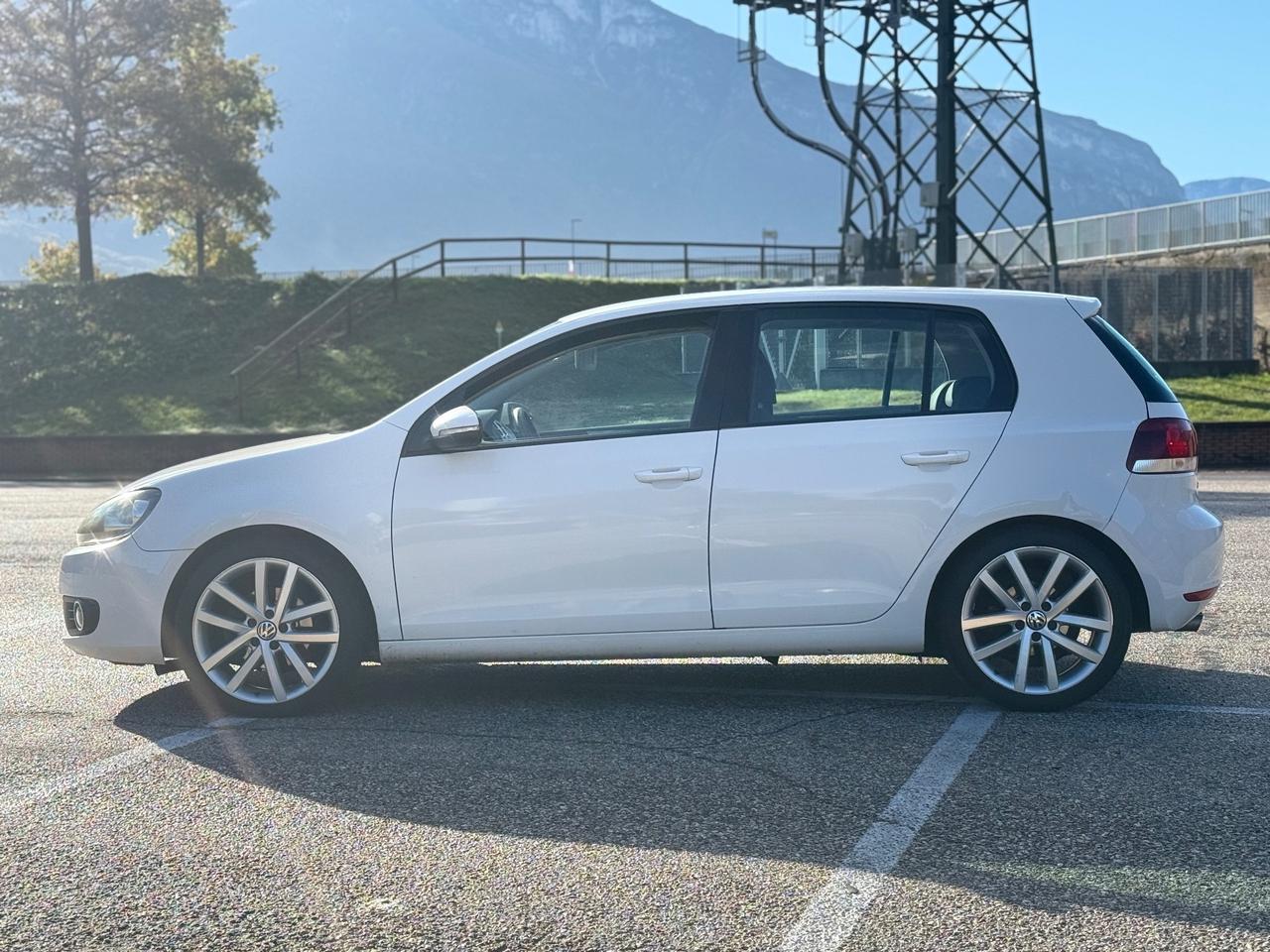 Volkswagen Golf 2.0 TDI 140CV OK NEOPATENTATI