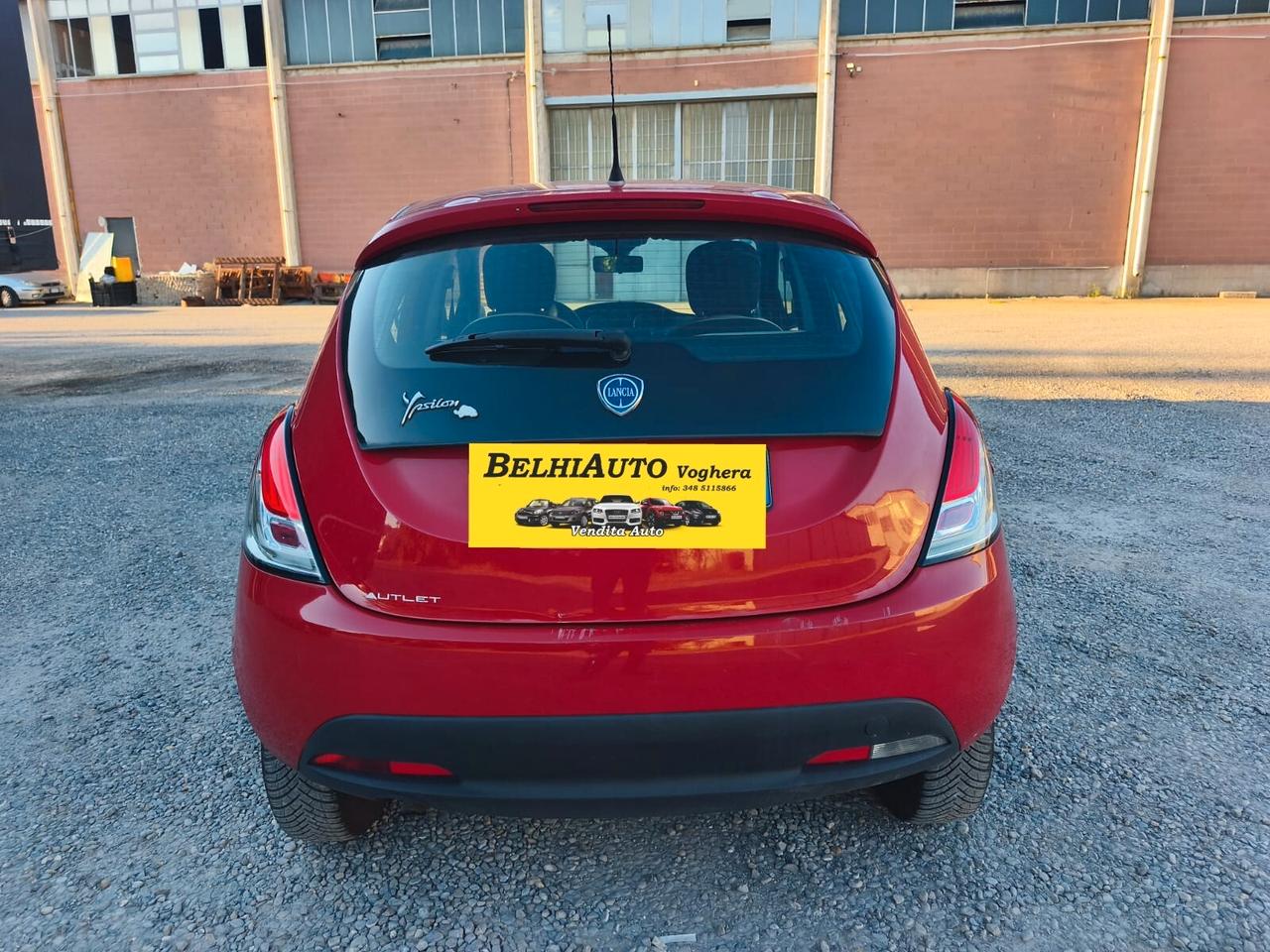 Lancia Ypsilon 2014--900 Benzina Metano Neopatentati