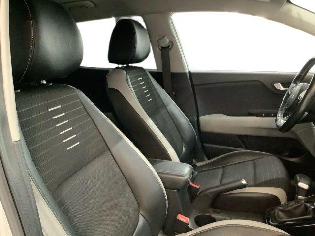 KIA Stonic 1.0 T-GDi 120 CV MHEV DCT Black Edition