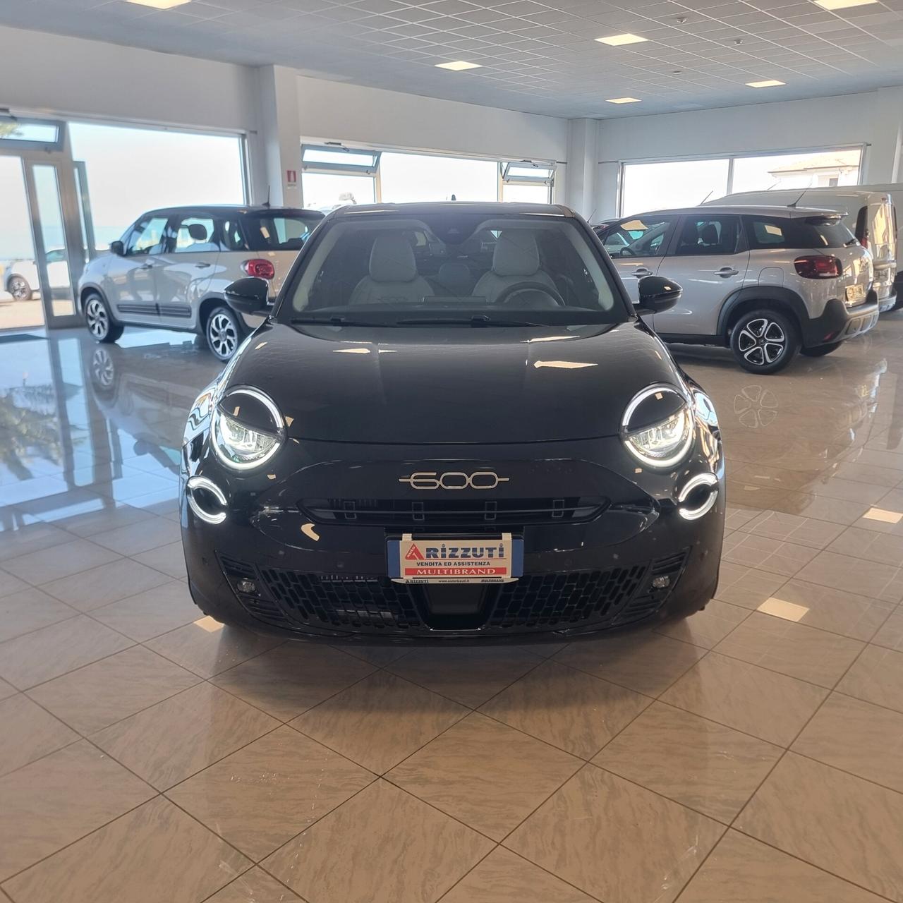 Fiat 600 LA PRIMA 1.2 Hybrid 110cv