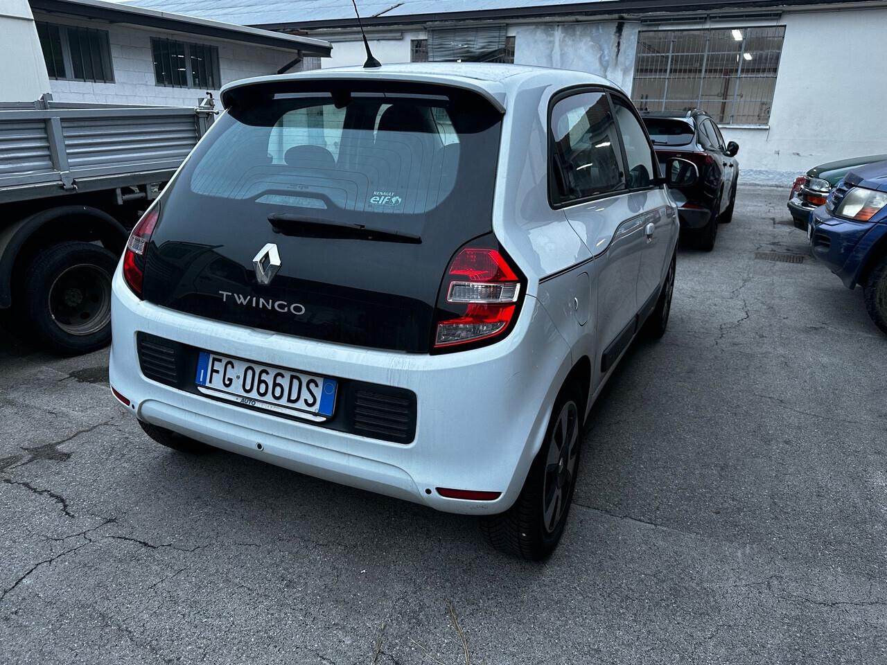 Renault Twingo TCe 90 CV EDC Lovely - AUTOMATICA- Autonavigli