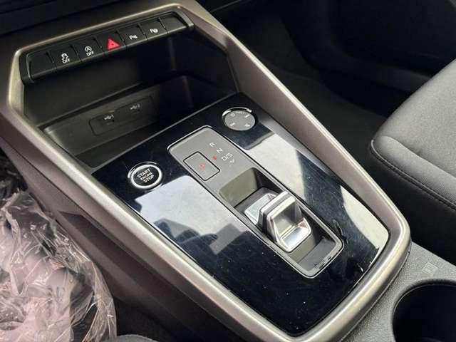 Audi A3 SPB 30 TFSI S tronic Business NAVI-LED-APP CONNECT