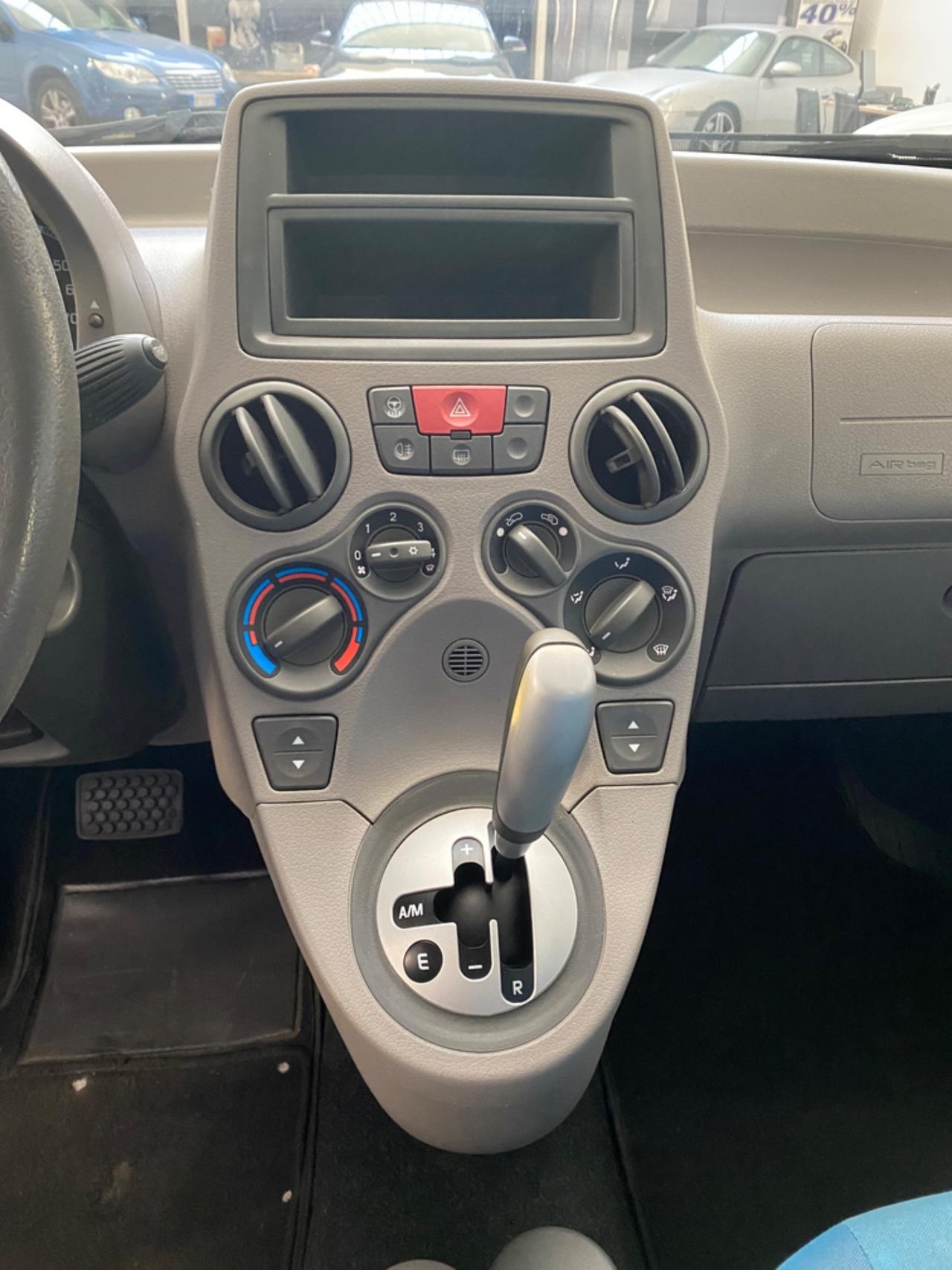 Fiat Panda 1.2 Dualogic