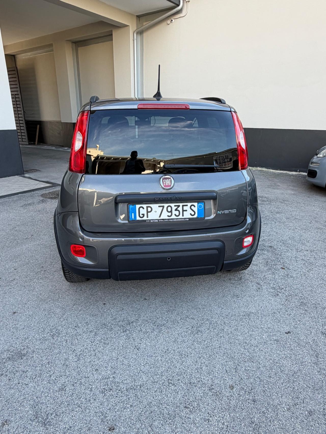 Fiat Panda 1.0 FireFly S&S Hybrid Garmin