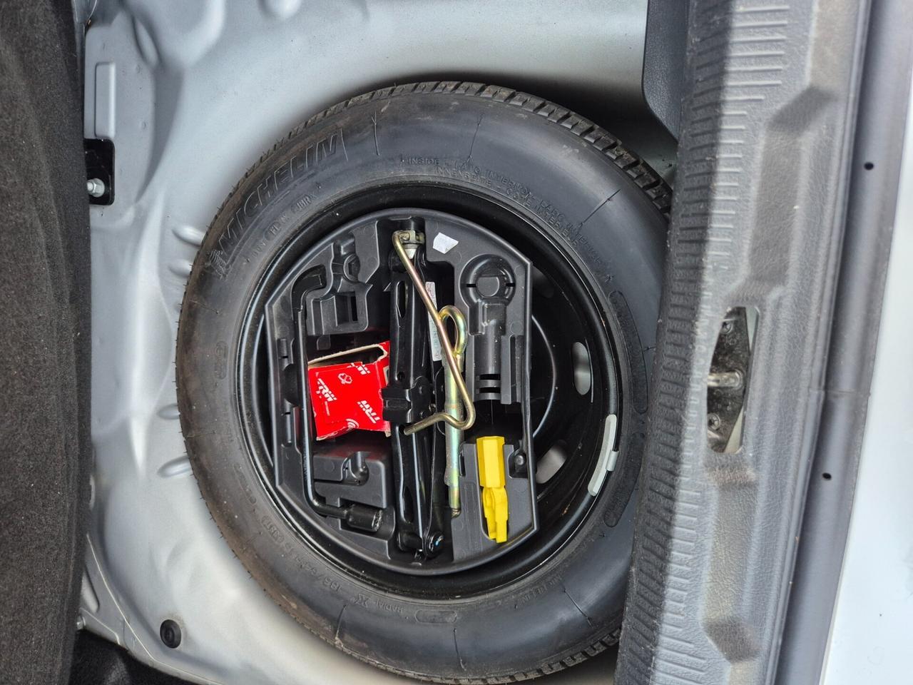 Peugeot 207 1.4 88CV 5p. neopatentati