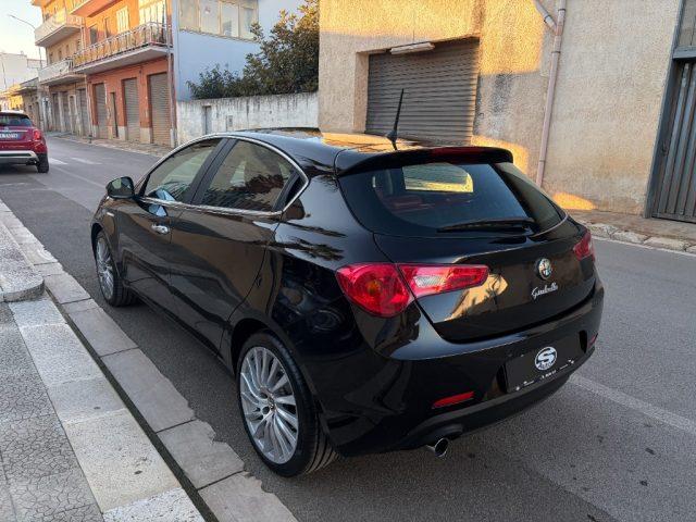 ALFA ROMEO Giulietta 1.6JTDm-2 105 Exclusive *PelleRossa*