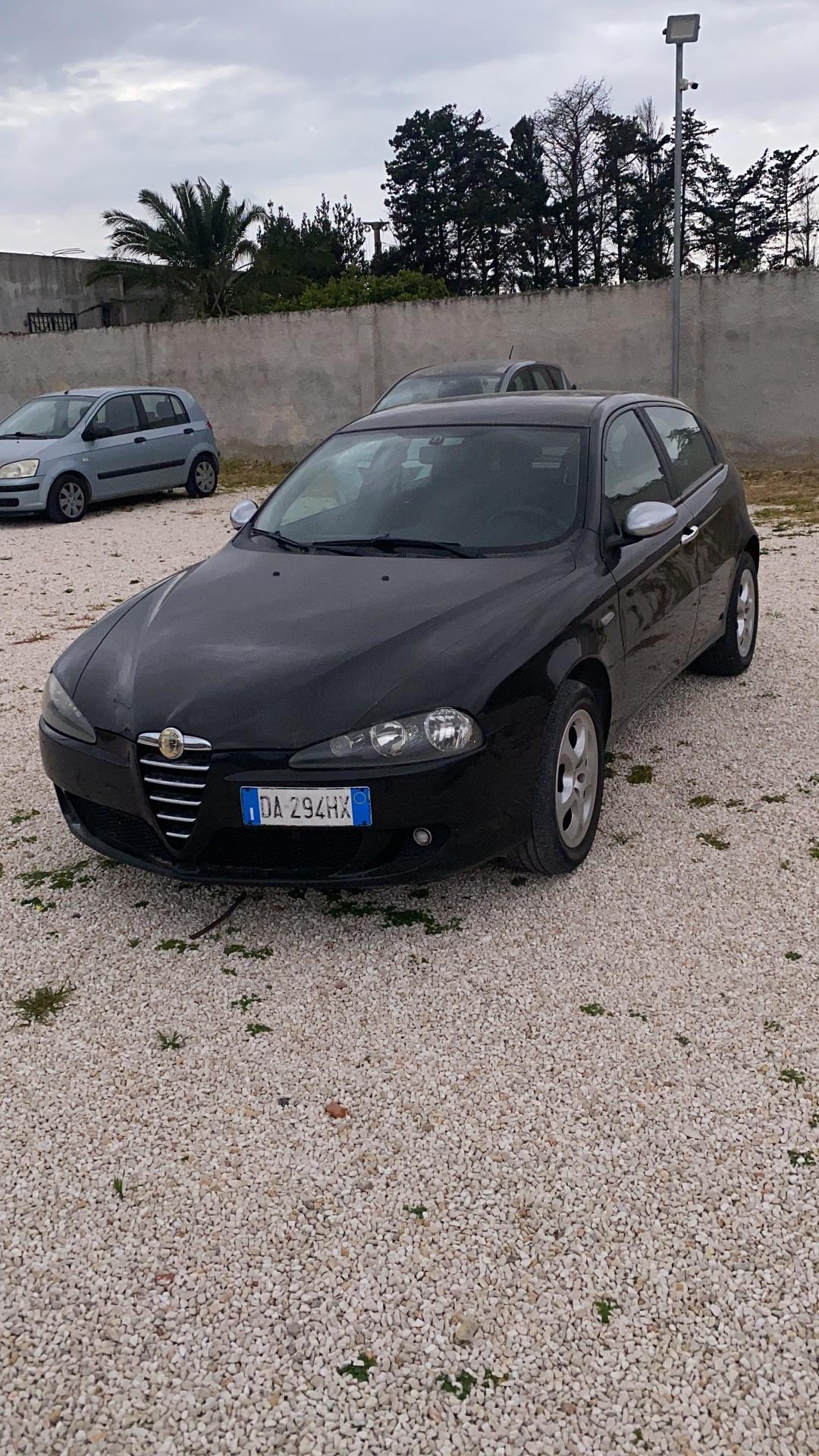 Alfa Romeo 147 1.9 JTD M-JET 16V 5 porte Exclusive