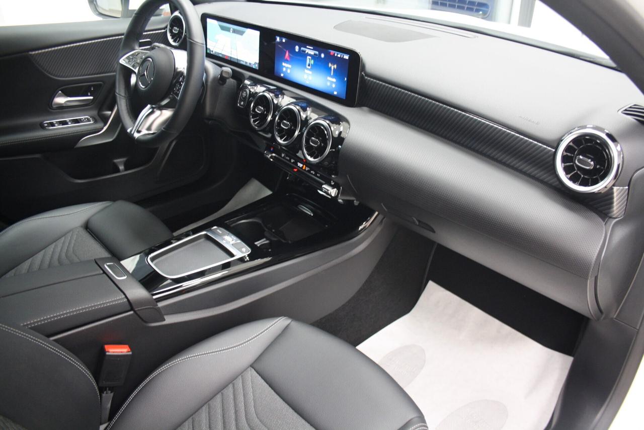 NEW MERCEDES A 180 AUTOMATIC SPORT *2023