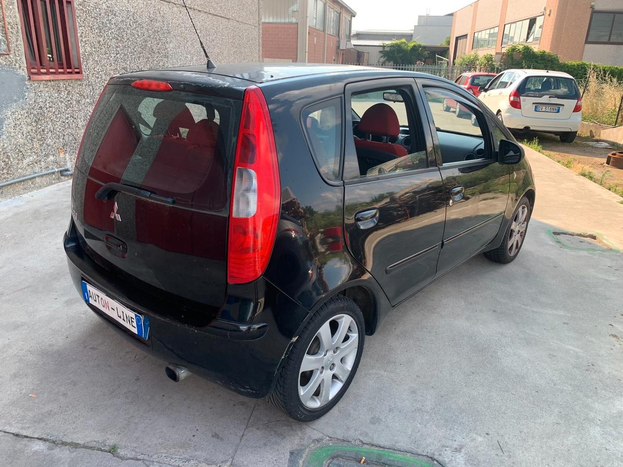 Mitsubishi Colt 1.3 16V 5p. Insport