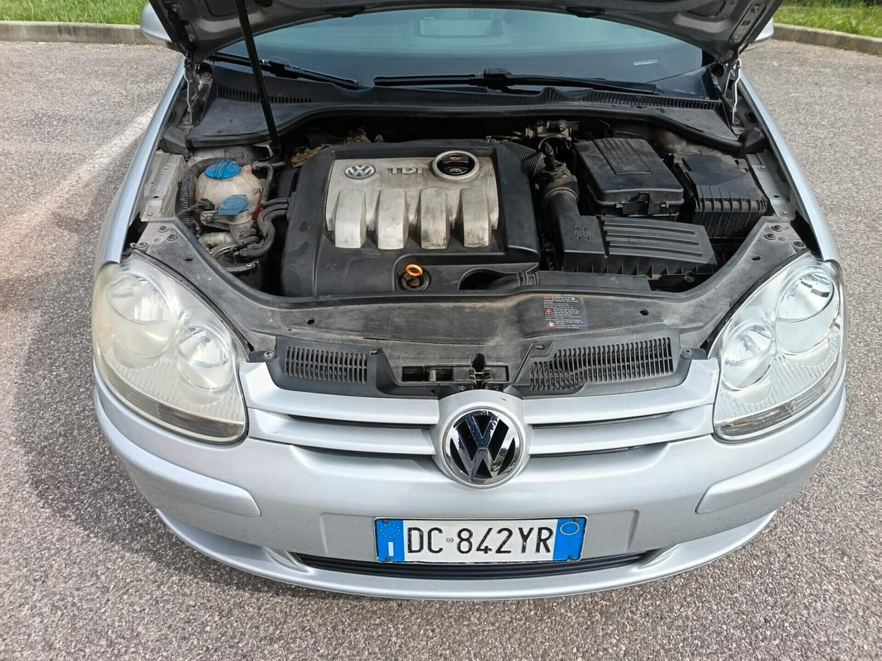 Volkswagen Golf 1.9 TDI 5p. Sportline