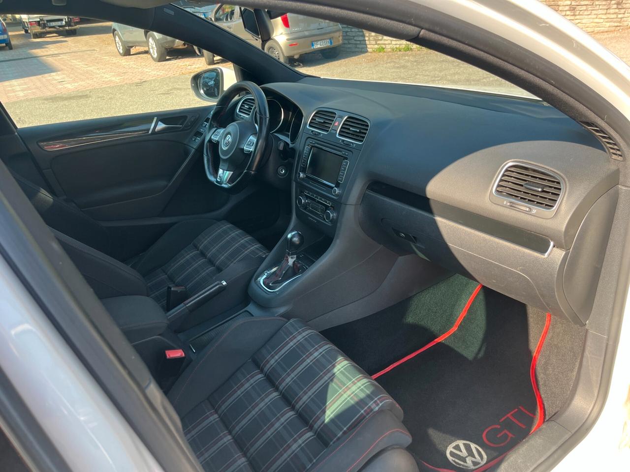Volkswagen Golf GTI 2.0 TSI 5p.