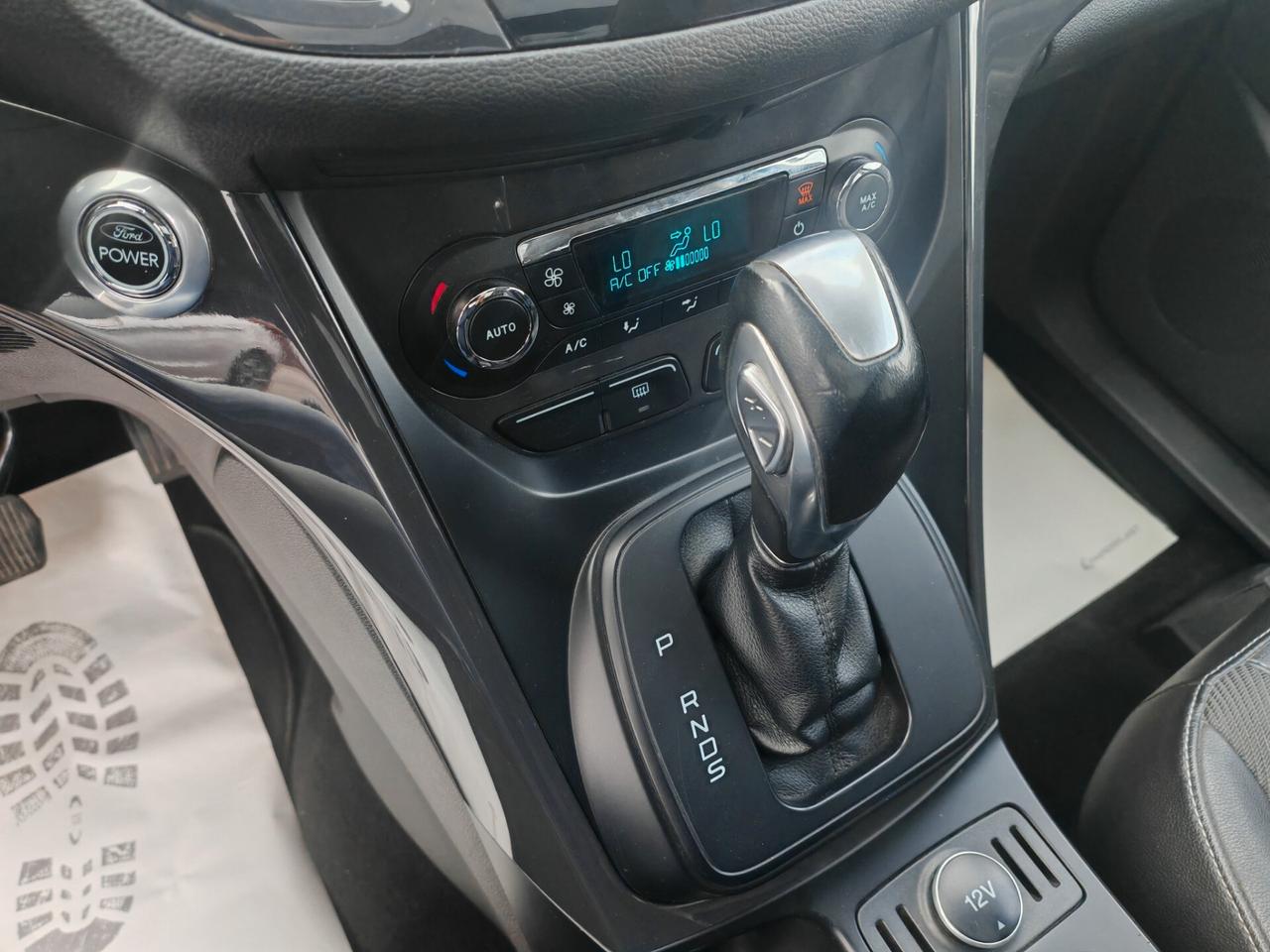 Ford Kuga 2.0 TDCI tetto navig cam pelle 2013