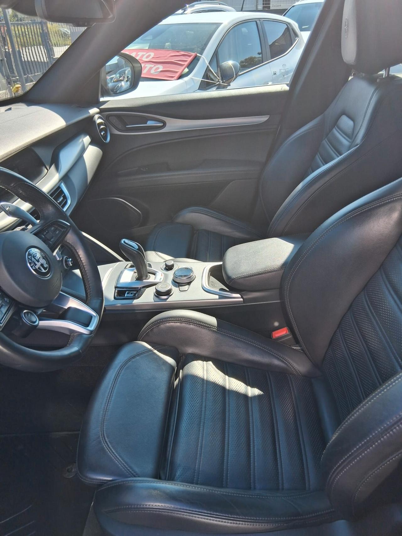 Alfa Romeo Stelvio 2.2 Turbodiesel 210 CV AT8 Q4 Veloce Tì