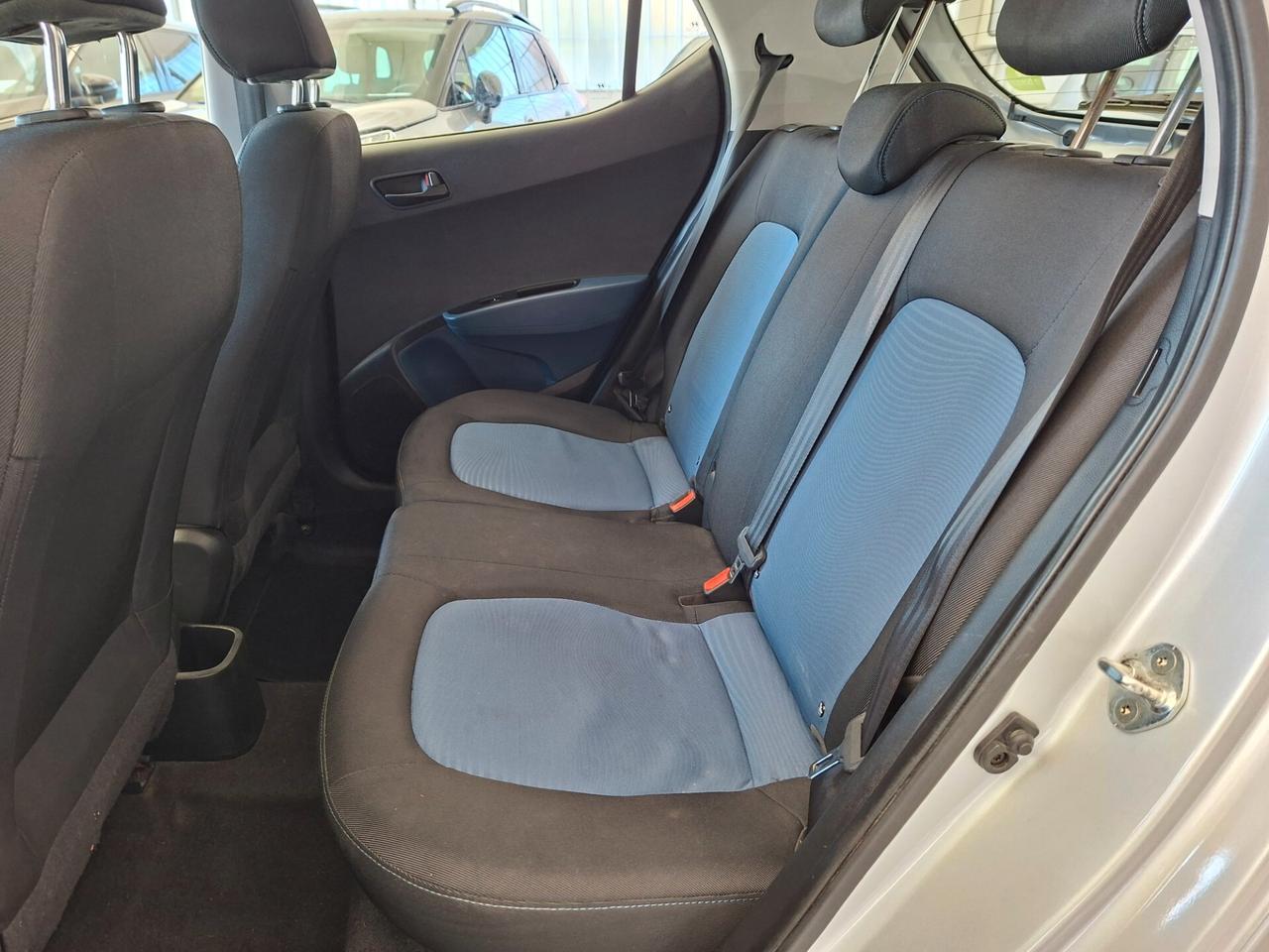 Hyundai i10 1.0 GPL DA NEOPATENTATI