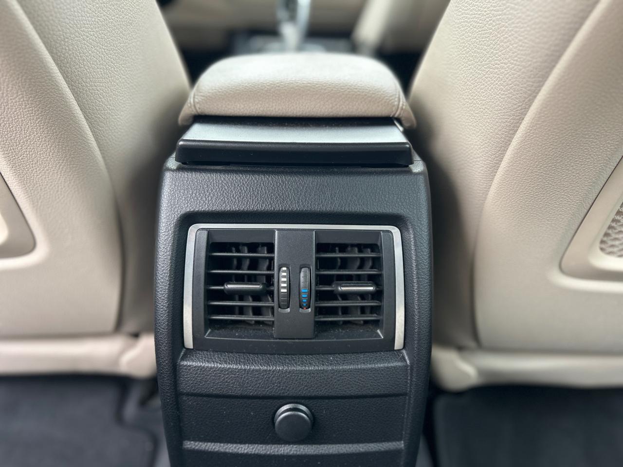 BMW Serie 3 Touring 318d Touring Luxury auto