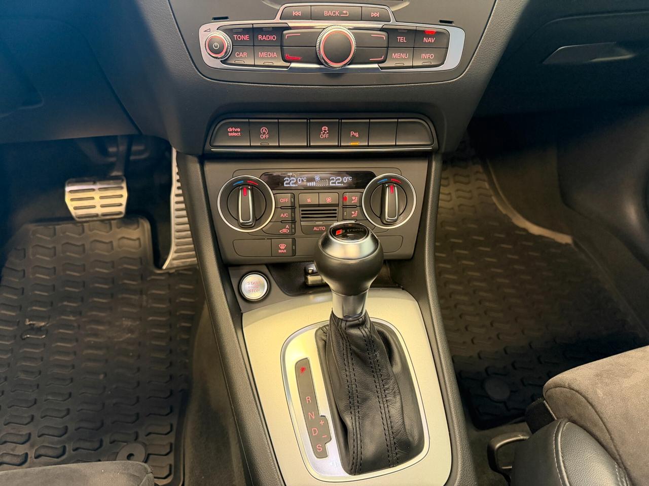 Audi Q3 2.0 TDI 150 CV S line Edition