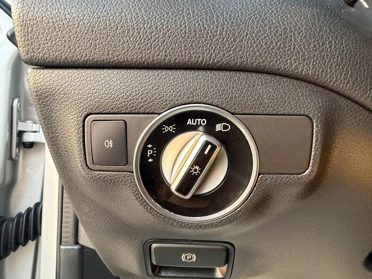 Mercedes-benz GLA 200 d 136cv -SPORT- TETTO A