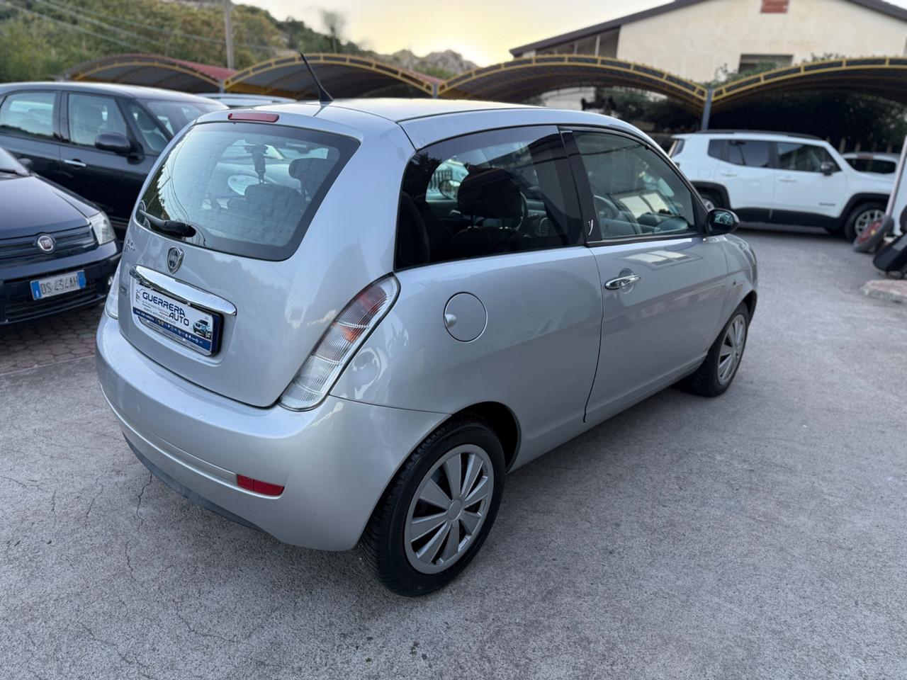 Lancia Ypsilon 1.2 Argento KM CERTIF