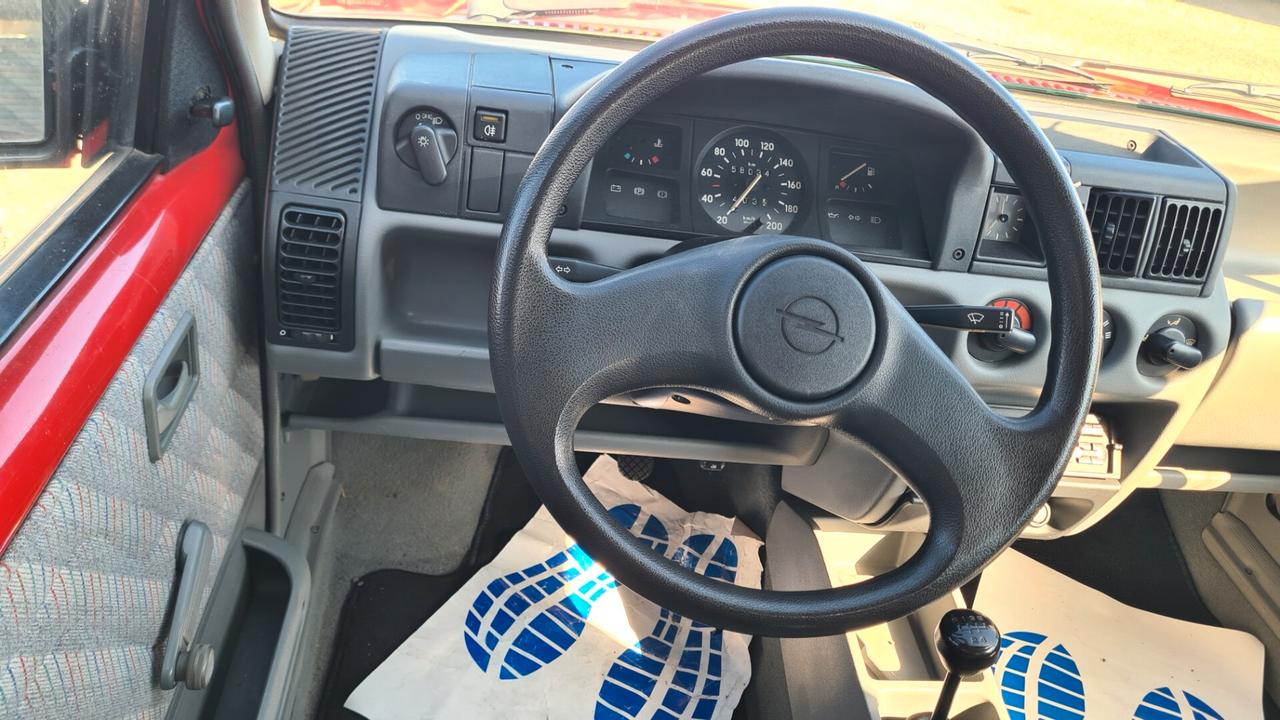 Opel Corsa 1.0 3 porte City