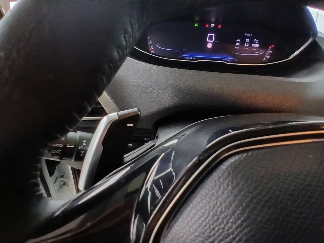 Peugeot 3008 BlueHDi 130 S&S Business