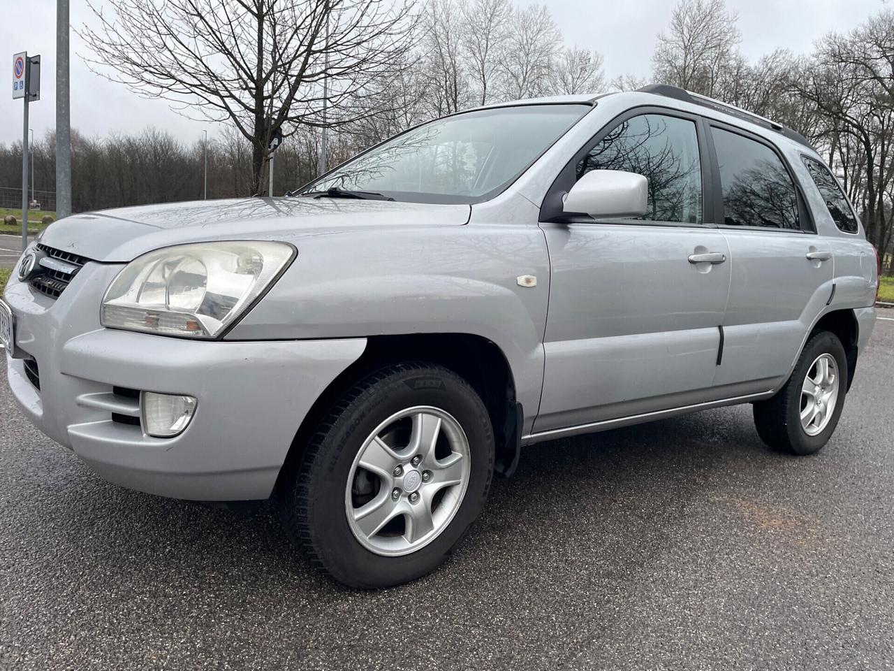 Kia Sportage 2.0 CRDI VGT 140CV*Automatik*Cerchi*