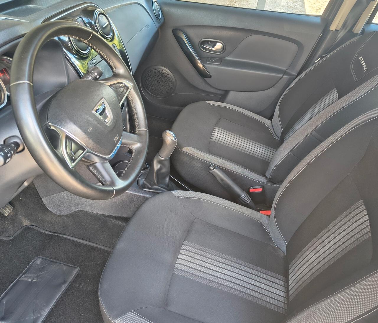 DACIA SANDERO STEPWAY 1.5 DCI 90 CV 43.000 KM
