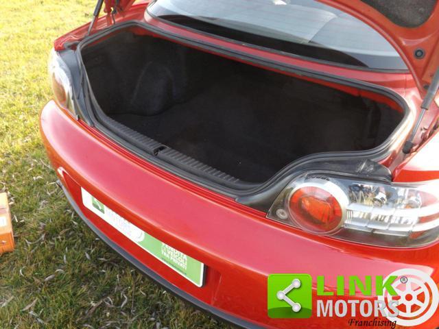 MAZDA RX-8 1.3 anno 2005 dispone di CRS ben tenuta