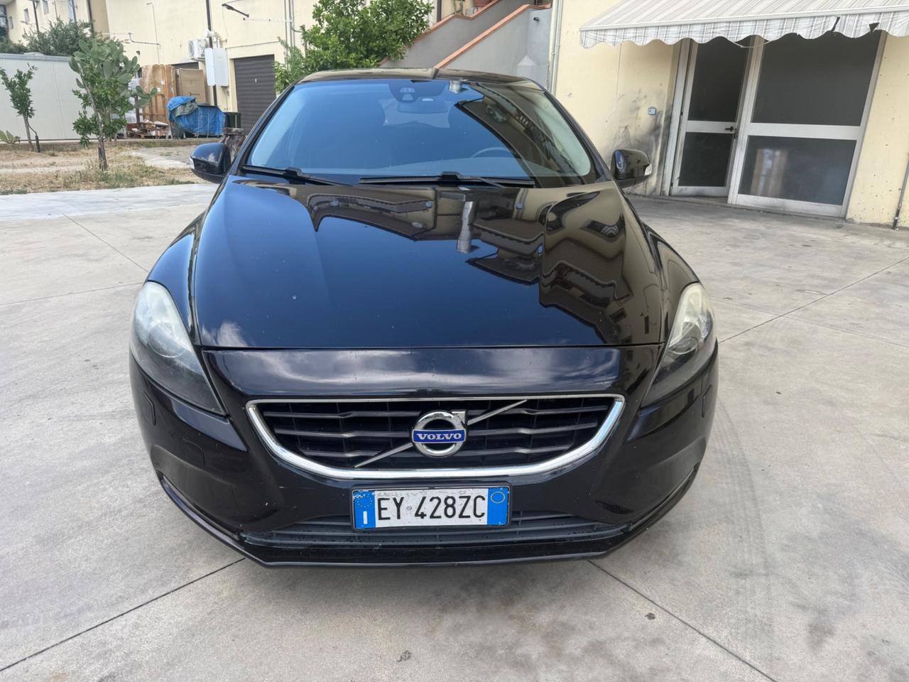 Volvo V40 D2 1.6 D3 R-design automatica