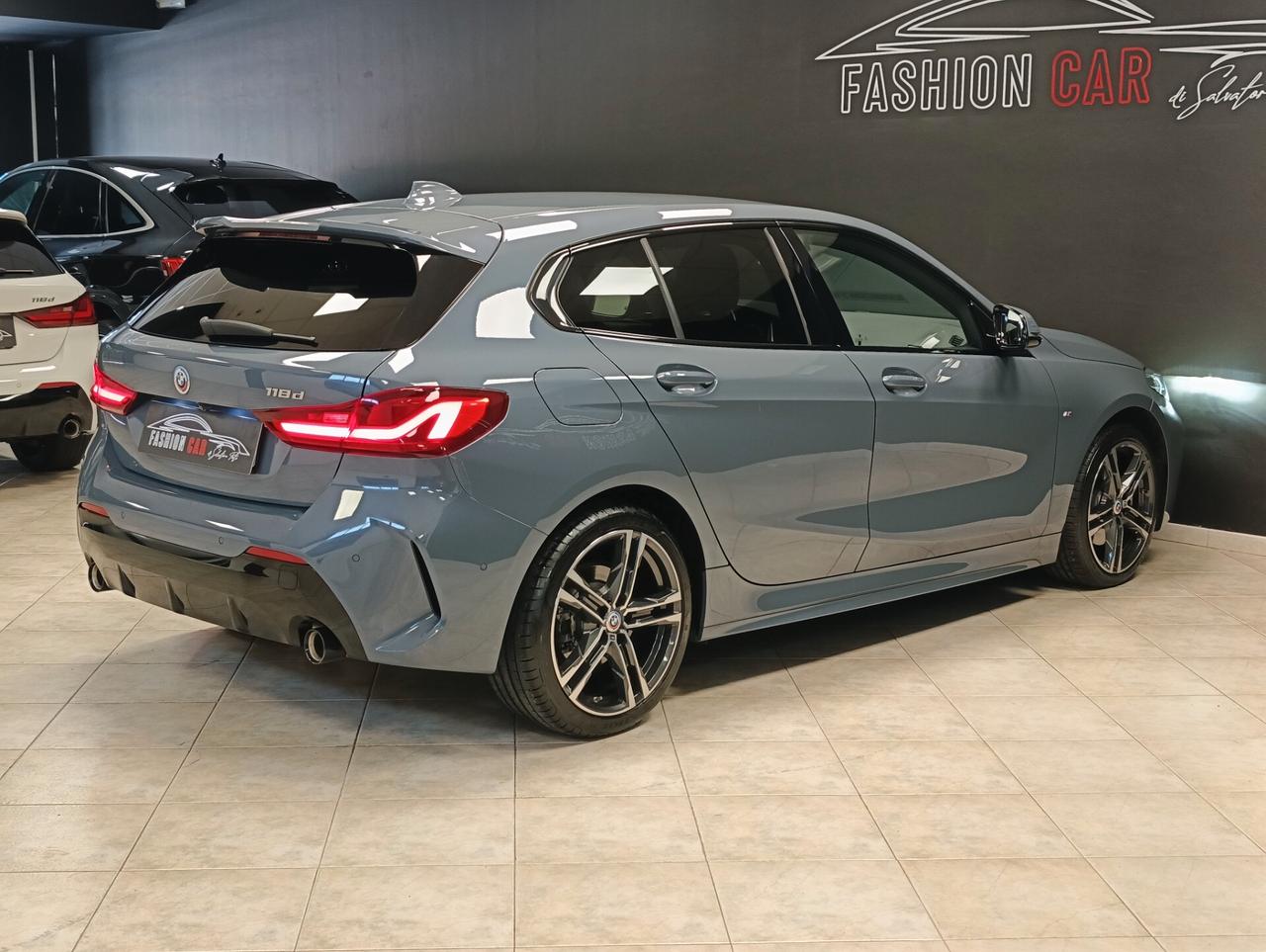 Bmw 118 118d 5p. Msport