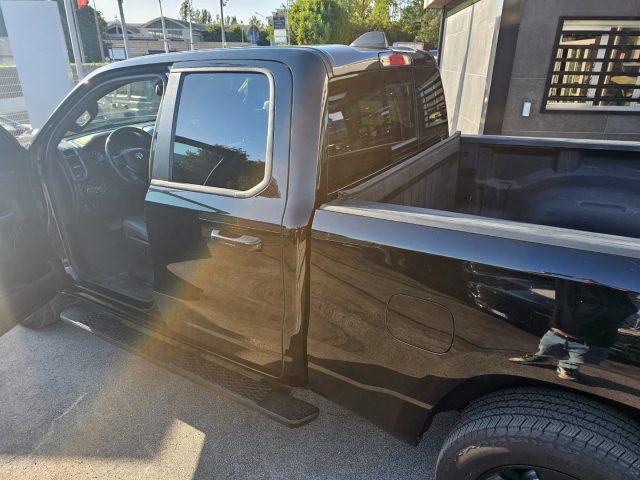 DODGE RAM 1500 5.7 V8 Quad Cab Sport CLEAN TITLE N1