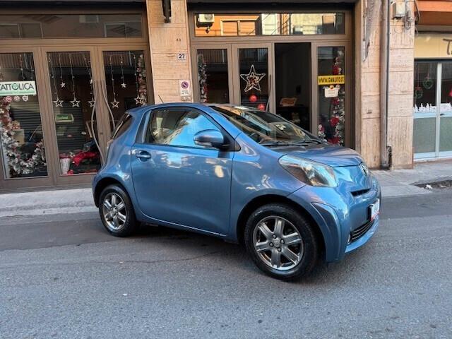 Toyota iQ 1.0 High Collection - Cambio Automatico