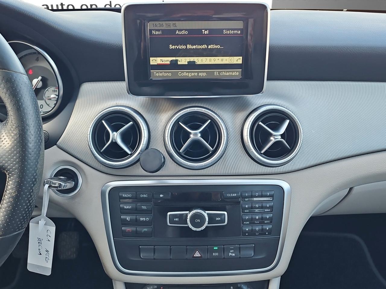 Mercedes-benz CLA 200 CDI Premium