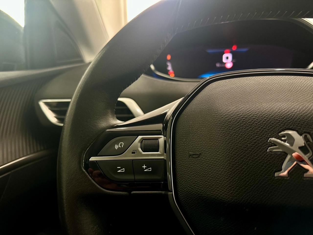 Peugeot 3008 BlueHDi 130 S&S Active