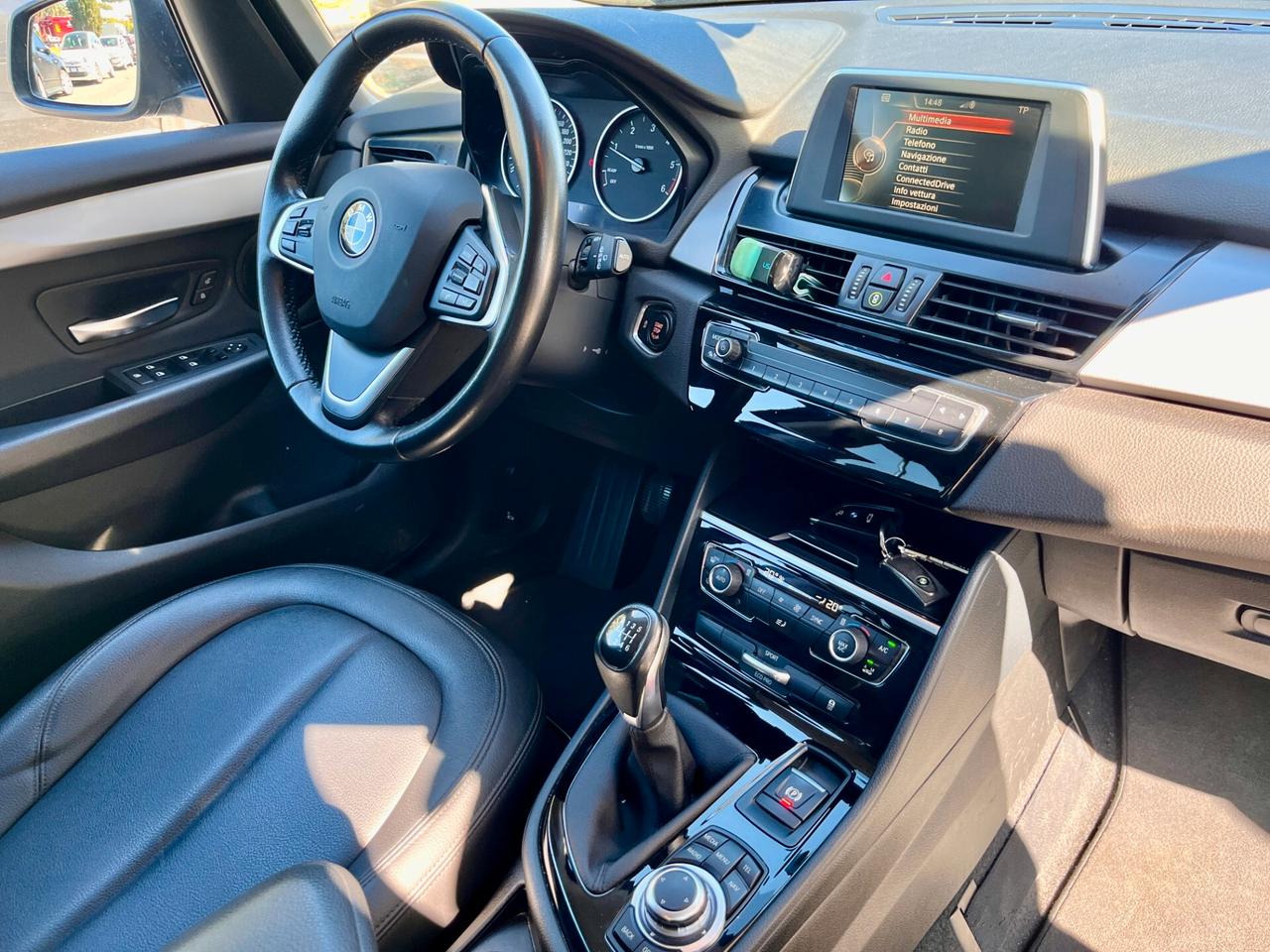 Bmw 2er Active Tourer 218d Advantage