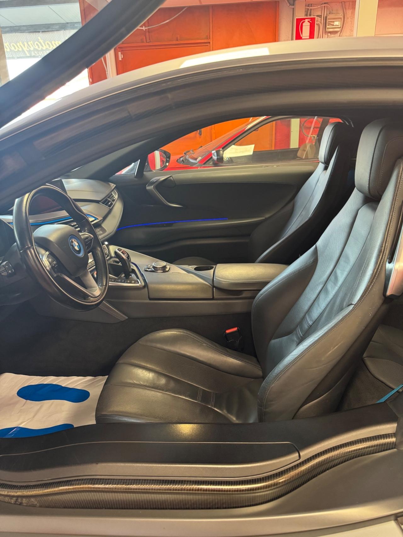 Bmw i8 ufficiale BMW PERMUTE