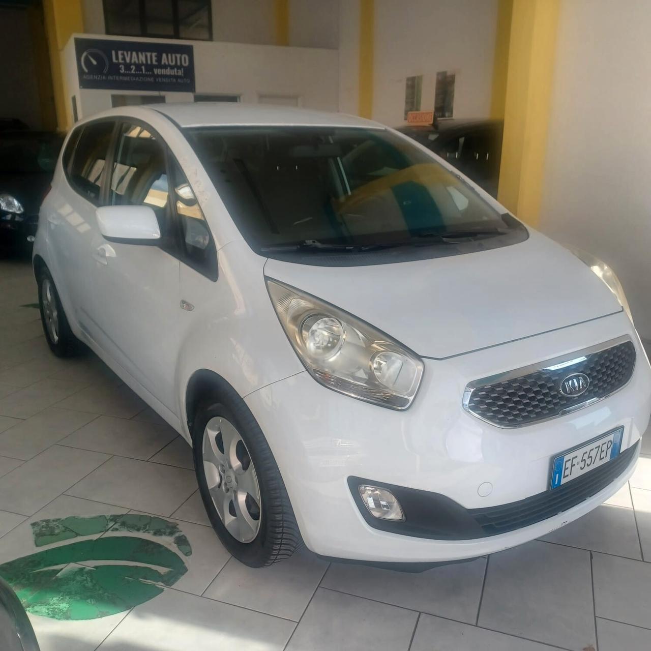 148.588KM KIA VENGA 1.4 BEN CONSERVATA