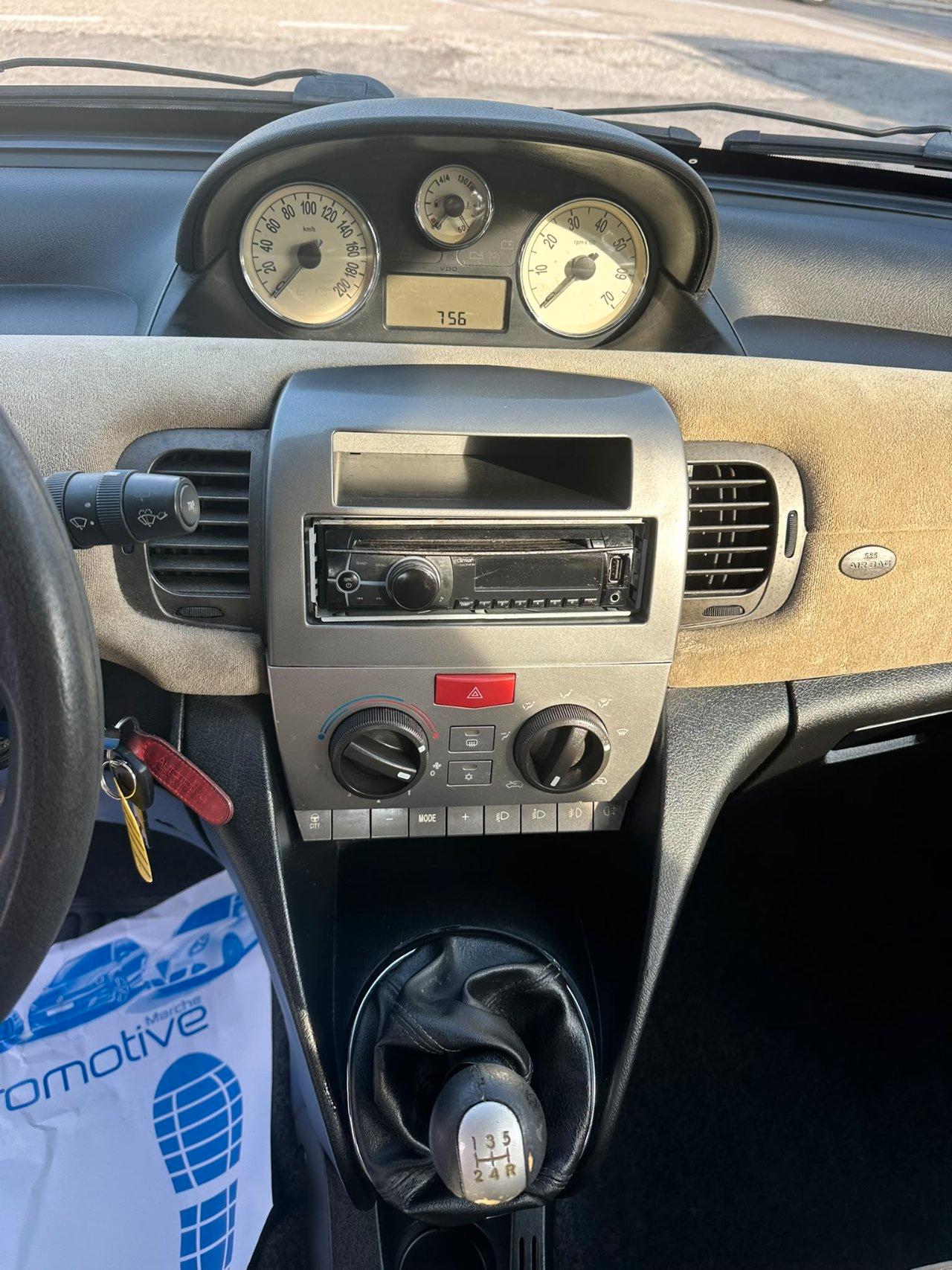 Lancia Ypsilon 3 Porte Ypsilon 1.3 mjt Argento