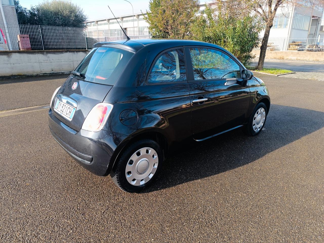 Fiat 500 1.2 SOLAMENTE 110.000 KM NEOPATENTATI