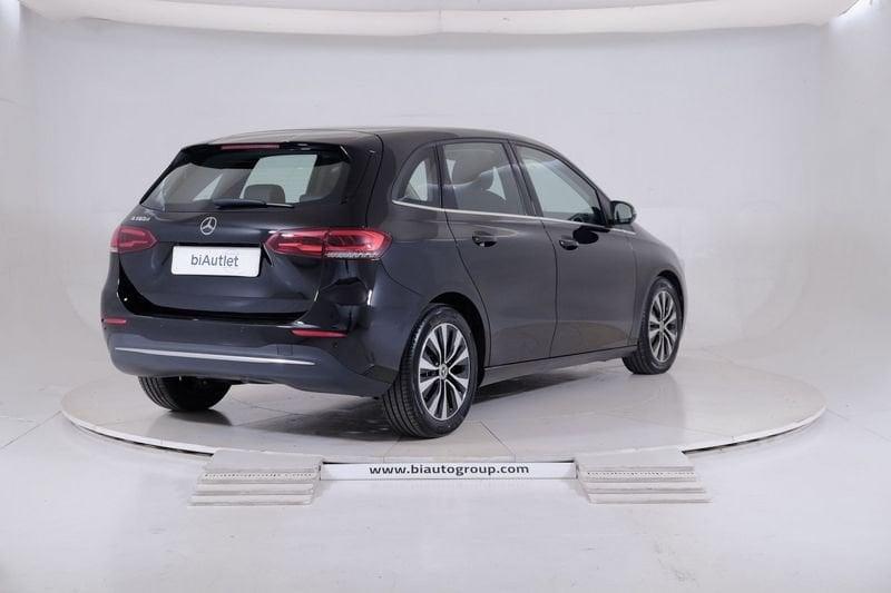 Mercedes-Benz Classe B - W247 2018 Diesel B 180 d Sport auto