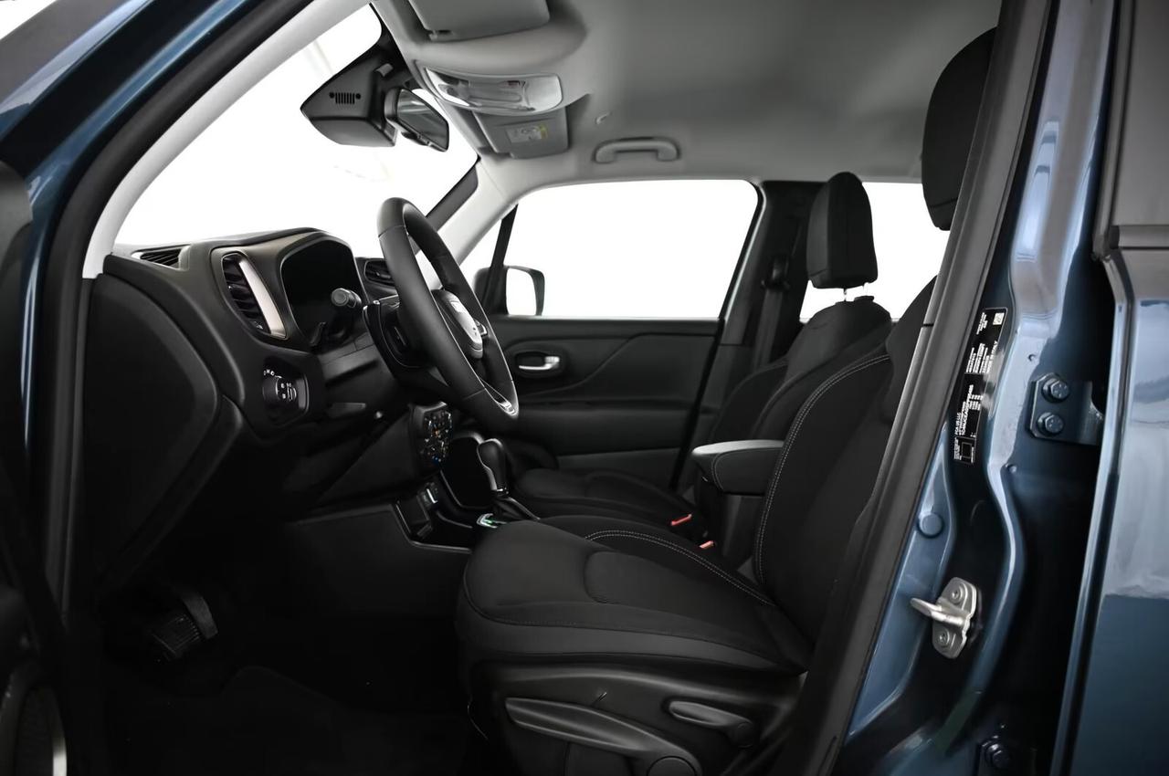 Jeep Renegade 1.5 Turbo T4 MHEV Summit