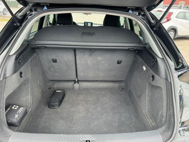Audi Q3 Q3 2.0 tdi 120cv s-tronic