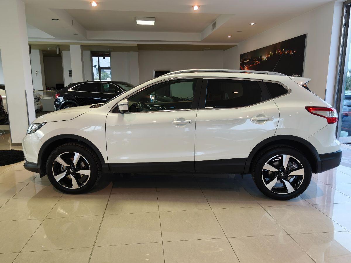 NISSAN Qashqai 1.6 dCi 2WD N-Connecta