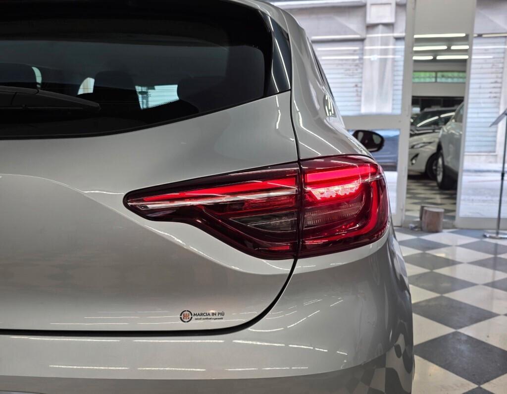 Renault Clio TCe 90 CV 5 porte COME NUOVA