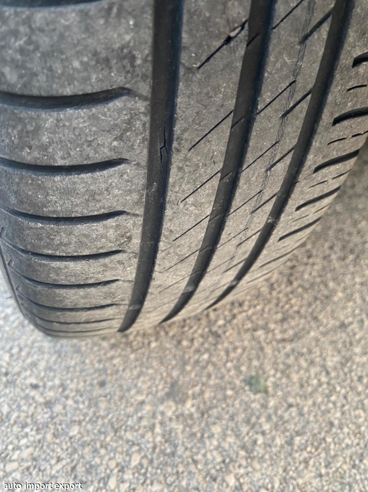 Volkswagen up! 1.0 EcoM GAS 2014 TAGLIANDATA