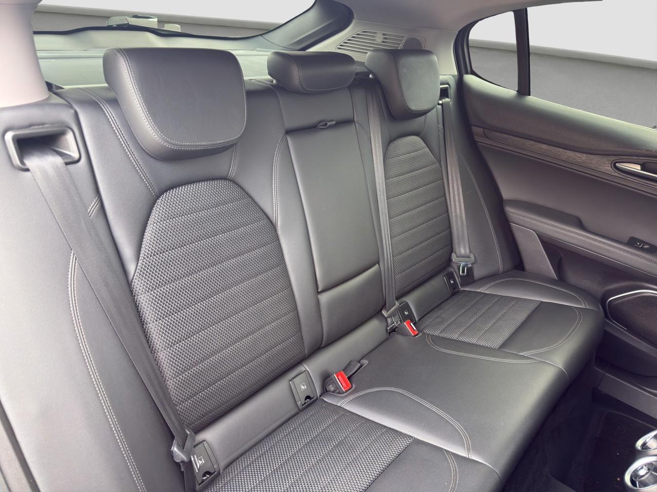 Alfa Romeo Stelvio 2.2 Turbodiesel 190 CV AT8 RWD Executive