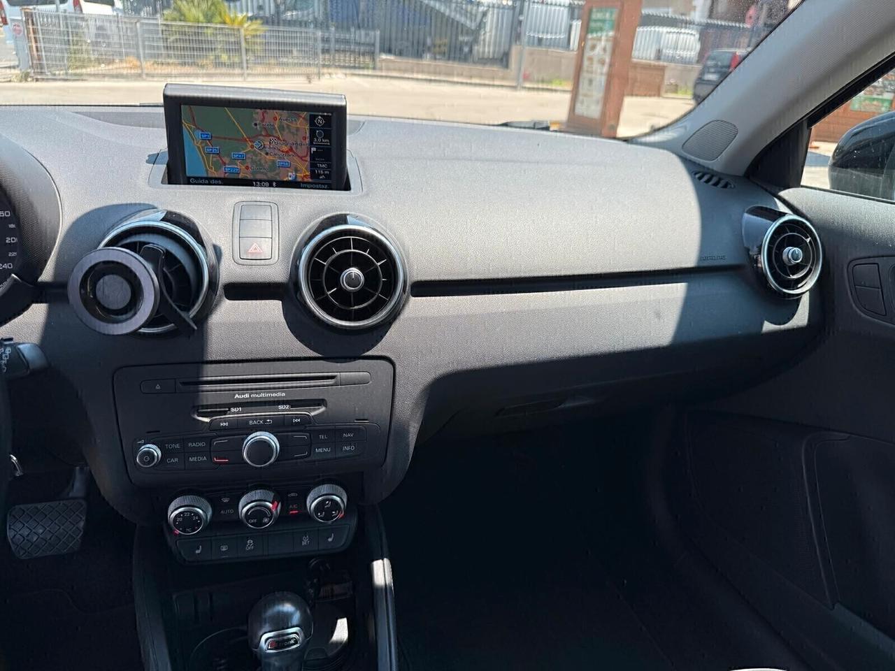 Audi A1 1.6 TDI S tronic Attraction