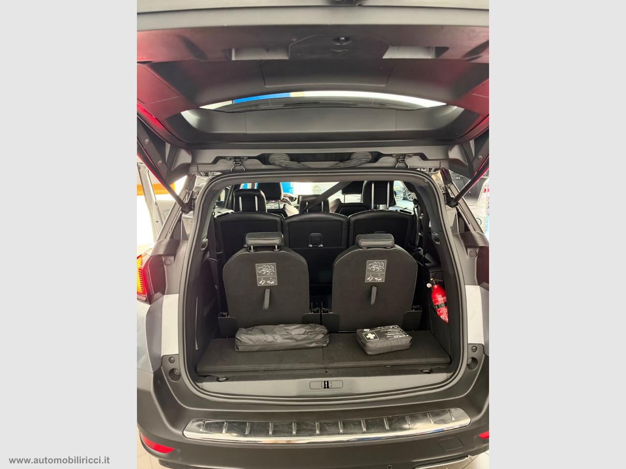 PEUGEOT 5008 BlueHDi 130 S&S EAT8 GT Line 7 POSTI
