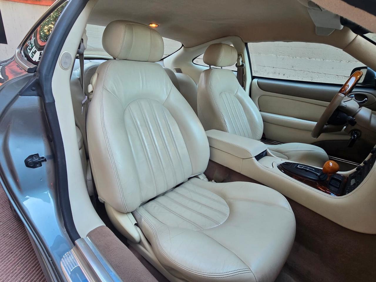 Jaguar XK XK8 4.2 V8 Coupé