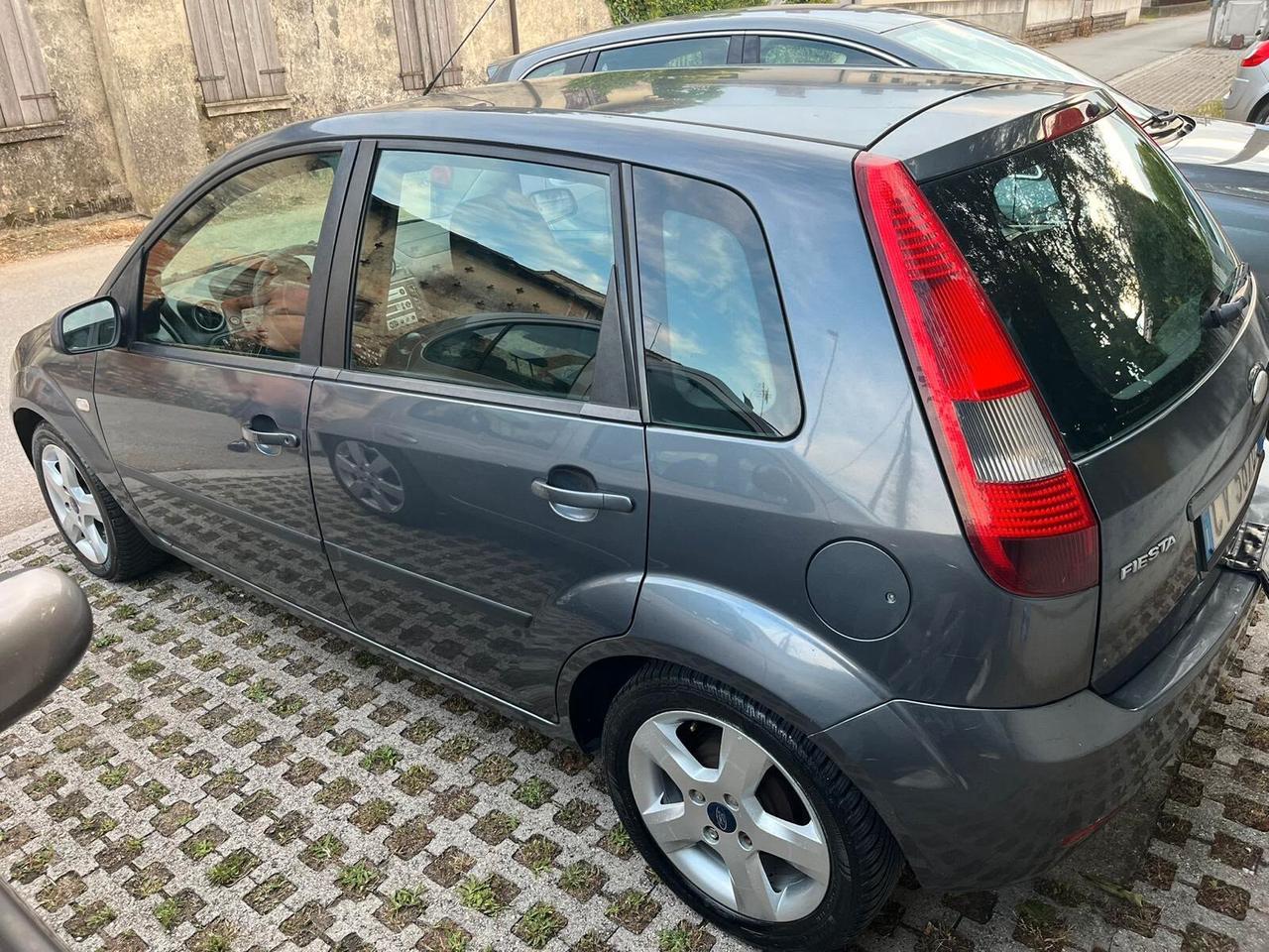 Ford Fiesta 1.4 DIESEL !!!